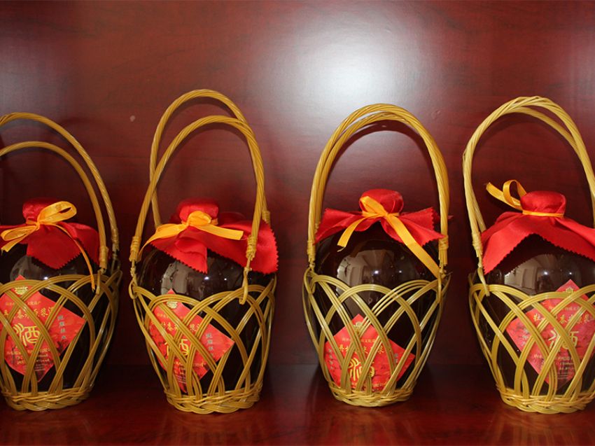 點(diǎn)擊查看詳細(xì)信息<br>標(biāo)題：江山名流-原漿酒 閱讀次數(shù)：2115